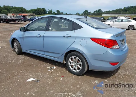 2013 Hyundai Accent Gls z USA, uszkodzony, nr VIN KMHCT4AE5DU387046